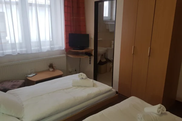 hotel-mnich-dvojlozkova-izba-standard-2-5
