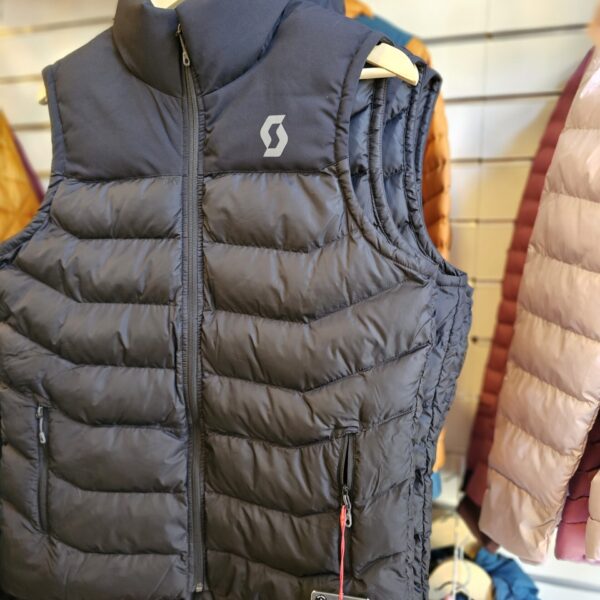 Predajňa SCOTT v Hoteli Mních